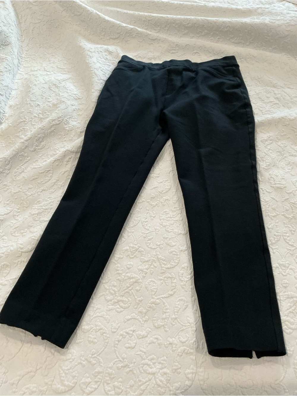 Spanks the perfect black pant  ankle backseam skinny size large